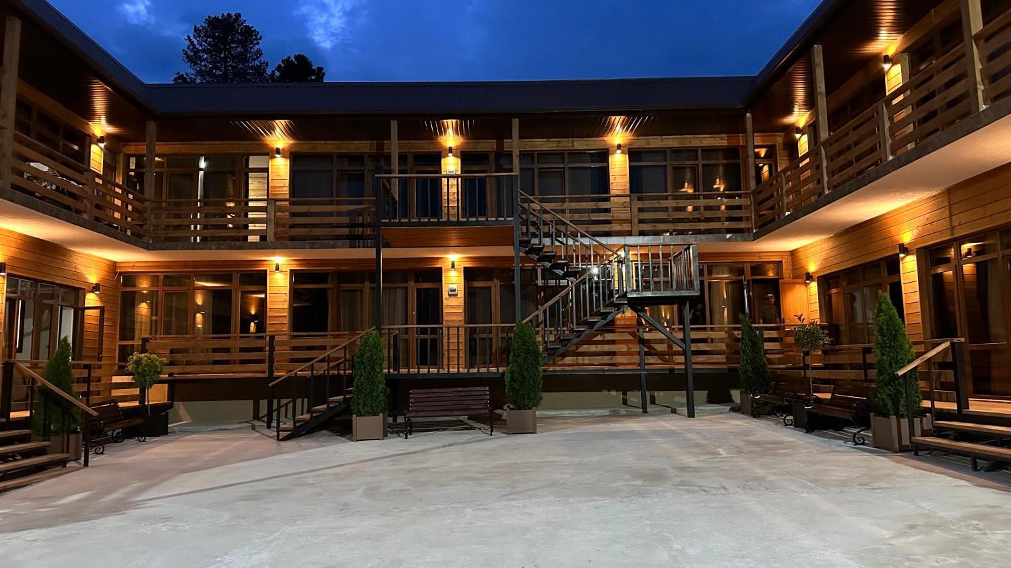 Лилия Hotel Gudauta Kültér fotó